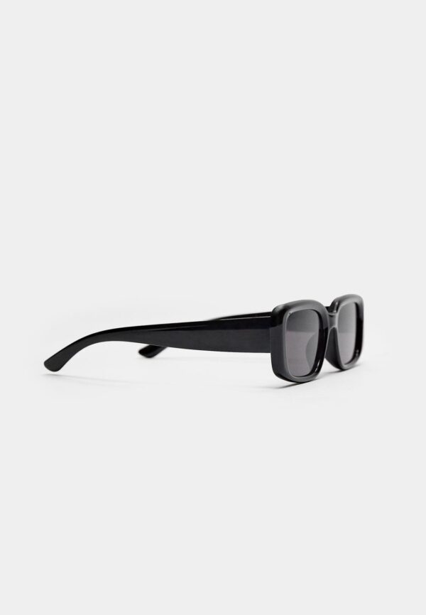 Retro Rectangular Chunky Sunglasses - Black & Brown